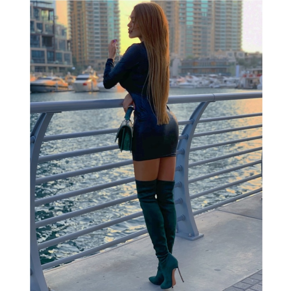 Reptile Texture Black Glamorous Slim Mini Dress - Picture 13 of 16